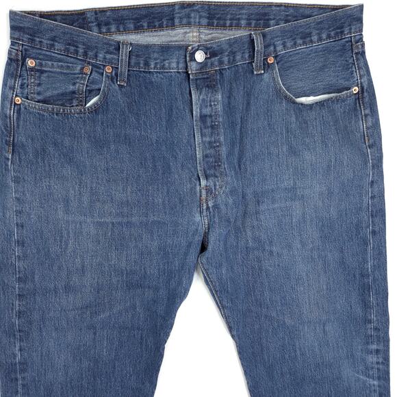 Levis 501 Jeans Mens 42x31 Dark Blue Wash Straight Leg Button Fly High Rise EUC - Picture 2 of 8